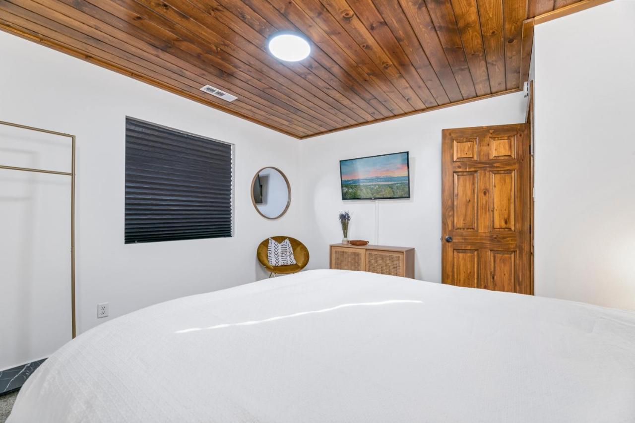 Yellow Pine Lodge - Charming Cottage Style Cabin With Peak-A-Boo Lake And Mountain Views Big Bear Lake Esterno foto